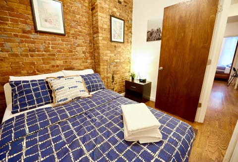 Cozy FamilyFriendly Apartment with 2 Bedrooms Condo in East Village