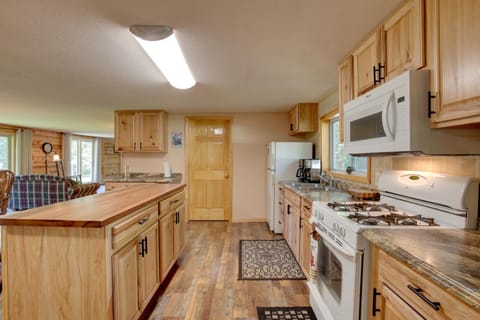 Country Vacation Rental in Mercer at Waterfall! House in Wisconsin