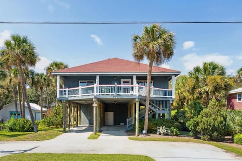 Sy's Folly House in Folly Beach