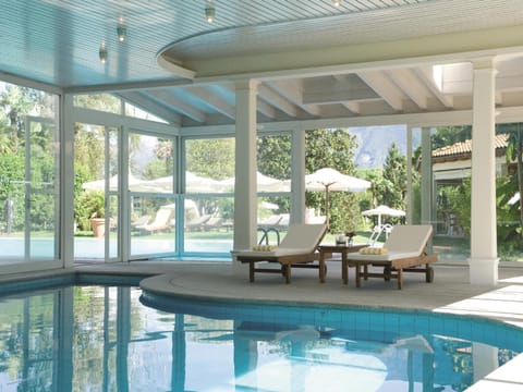 Spa and wellness centre/facilities, Decorative detail, Swimming pool, Swimming pool