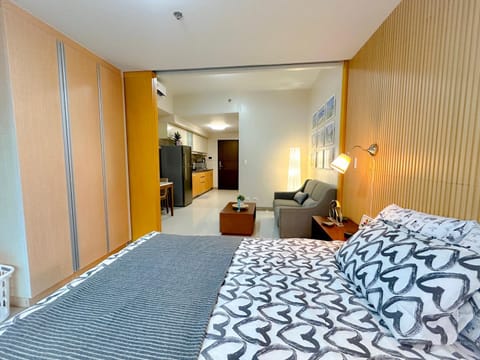 1 BR Uptown BGC Cozy Condo Netflix 200Mb Wi-Fi Appartement in Taguig