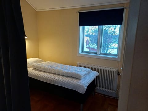 Kiruna accommodation Gustaf wikmansgatan 6b (6 pers appartment) Condo in Kiruna
