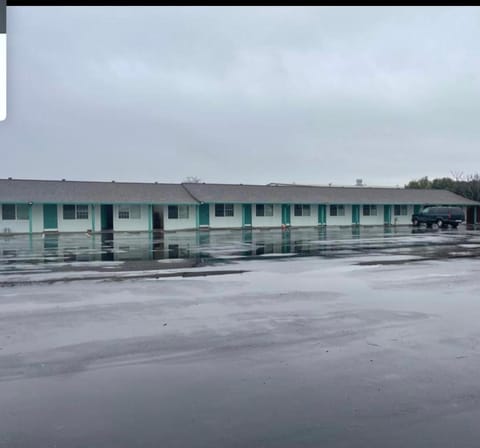 Wiebe Motel Motel in Hollister