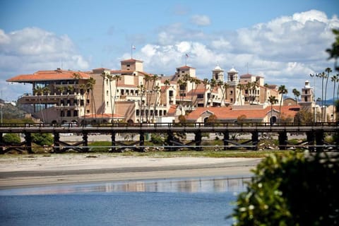 Sand Pebbles Resort - 1 Bedroom Condo in Great Location Right by the Beaches and Attractions Condo in Solana Beach
