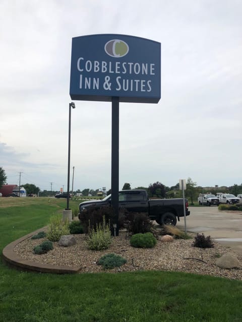 Cobblestone Inn & Suites Fort Madison Hotel in Iowa