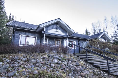 Facade/entrance, Sunset