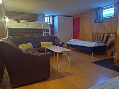 Kiruna accommodation Läraregatan 19 b Chambre d’hôte in Kiruna