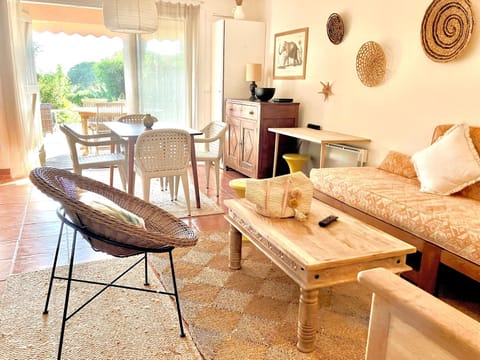 Un jardin en Méditerranée - 2 chambres à 5 min à pied de la plage Apartamento in Ramatuelle
