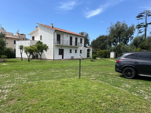 Property building, Garden view