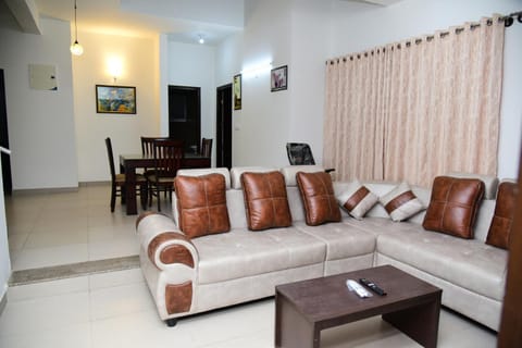 Beautiful Private Room in Villa Vacation rental in Bengaluru