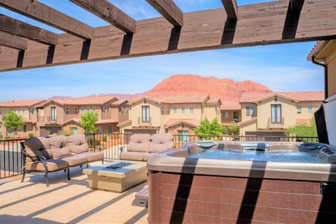 85| Southern Comfort in St George with Hot Tub House in Santa Clara