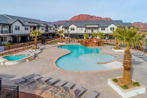 50-51| 2 Homes Together in St. George with Private Hot Tub House in Santa Clara