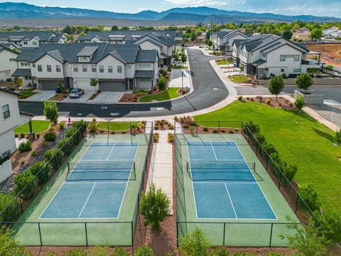 68 | Red Rock Retreat in Ocotillo Springs with Private Pool Haus in Santa Clara