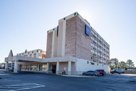 Dominion Inn and Suites Hotel in Sandston