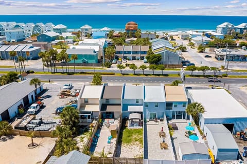 Panhandle Luxury D House in Lower Grand Lagoon