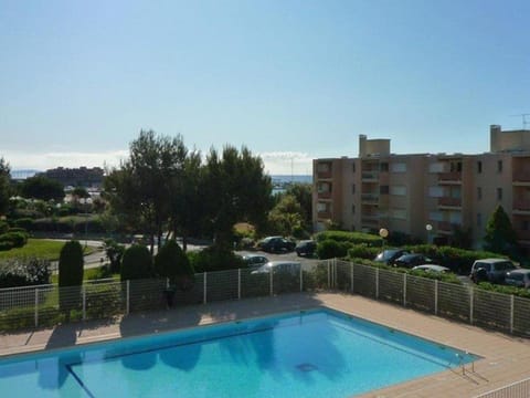 Studio cosy avec terrasse, piscine, tennis, Wi-Fi - Accès direct plage - Bormes-les-Mimosas - FR-1-251-560 Apartment in Bormes-les-Mimosas