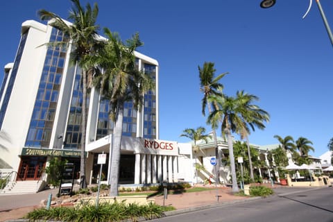 Facade/entrance, Logo/Certificate/Sign