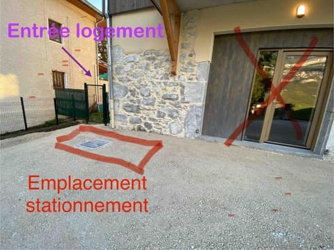 Appartement entre Chambéry et Aix les Bains Condo in Chambery