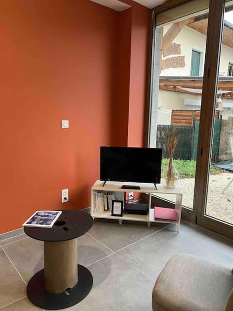 Appartement entre Chambéry et Aix les Bains Condo in Chambery
