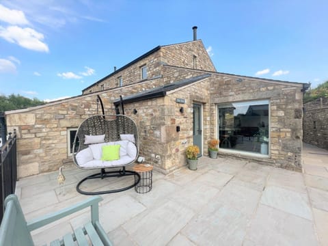 5 Bed in Ingleton 90546 House in Craven District