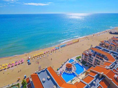 Day, Natural landscape, Bird's eye view, Beach, Pool view, Sea view