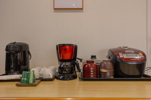 Coffee/tea facilities