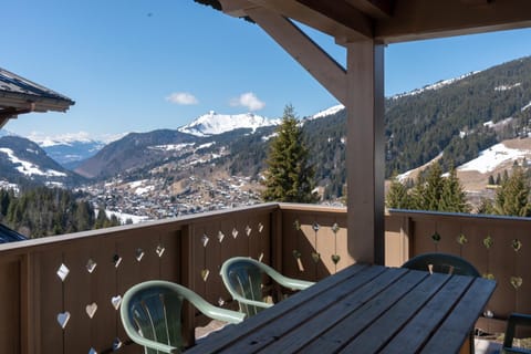 Balcony/Terrace, Mountain view