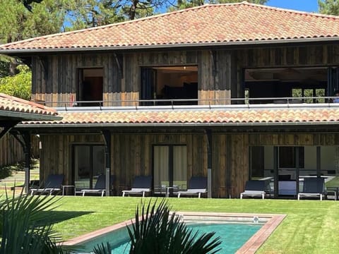 Property building, Garden, Garden view, Pool view