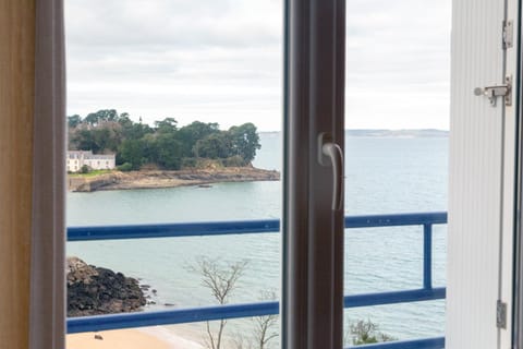 Appartement face Mer - 50m plage Apartment in Douarnenez