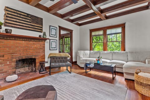 Living room, Seating area, flat iron