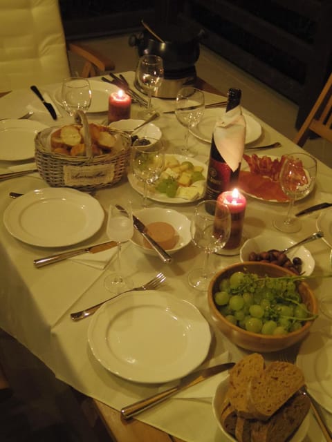 Night, Dining area