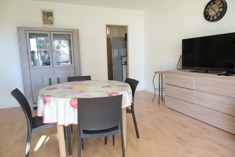 Entre mer et collines Appartement T2 Apartment in La Londe-les-Maures