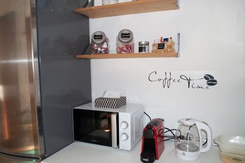 Coffee/tea facilities, Kitchen or kitchenette