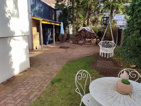 Patio, Garden, Balcony/Terrace, Garden view