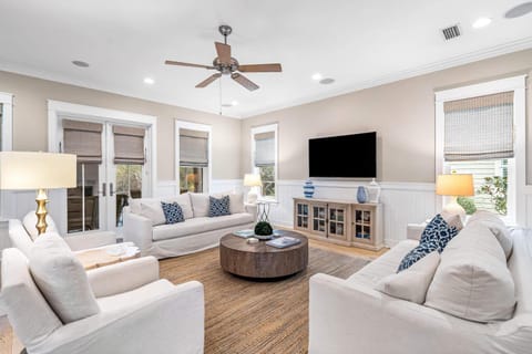 Coastal Chic Cottage #40 House in Seagrove Beach
