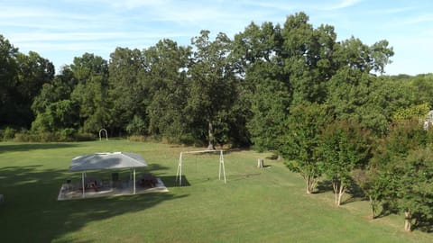 Twin Lakes Inn Motel in Lakeview