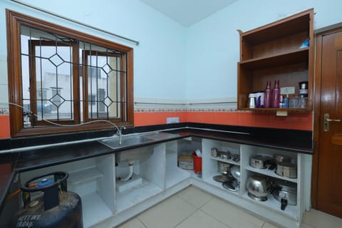 SM Villa Hotel in Puducherry