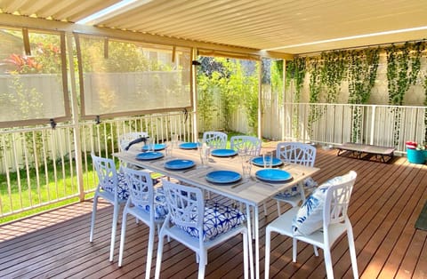 Harry and Rosie's Beach House House in Corlette