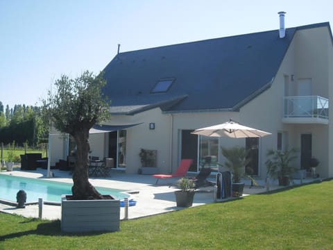 Le Champ De La Ferme Bed and Breakfast in Centre-Val de Loire