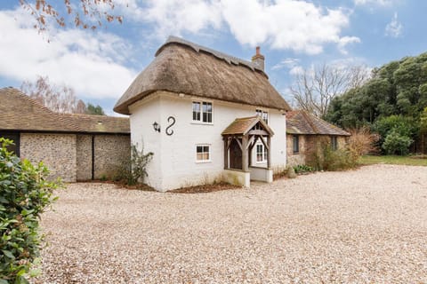 Luxury Cottage Conversion ~ Close to Beaches House in Chichester District