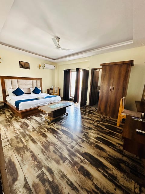 Hotel Royal Orbit Hotel in Dehradun