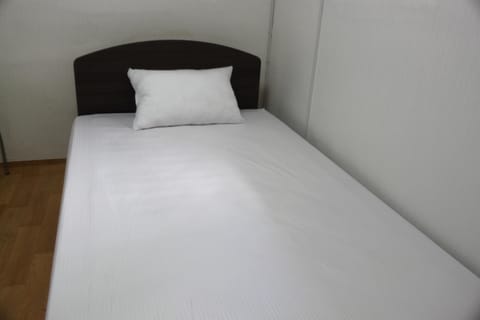 Dongdaemun Guesthouse Bed and Breakfast in Seoul
