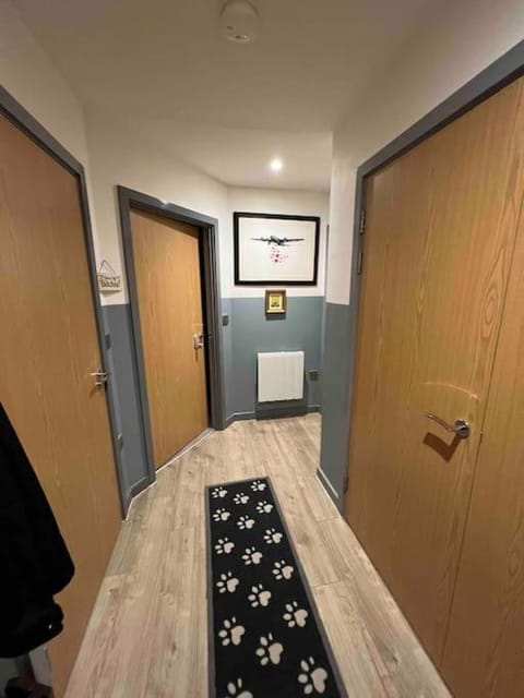 A cosy apartment near Crawley Station/Gatwick Airport Apartment in Crawley