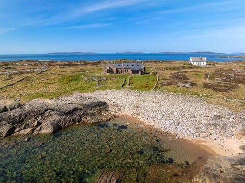 Property building, Natural landscape, Bird's eye view, Sea view