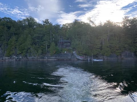 Finlays Cove on the Lake House in Milton