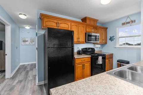 Kitchen or kitchenette, dishwasher, minibar, pet friendly, toaster