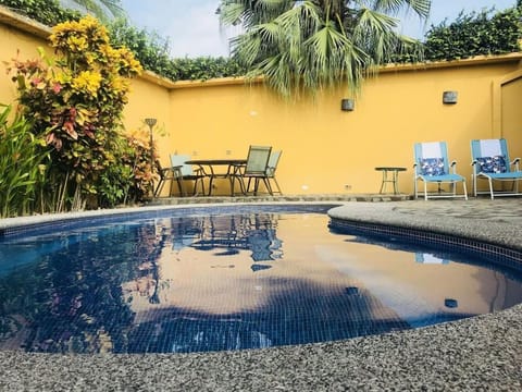 Casa Suenos- Iconic 4BR Home with Private Pool Apartment in Jaco