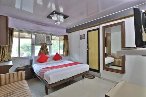Hotel Maninagar Residency Bed and Breakfast in Ahmedabad