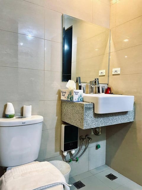 Bayshore 2 Residences Apartment in Pasay