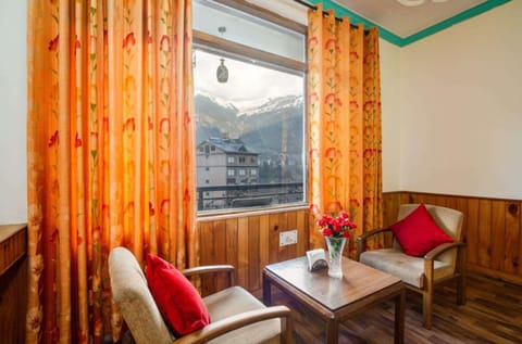 Blue Breeze BB villa Villa in Manali